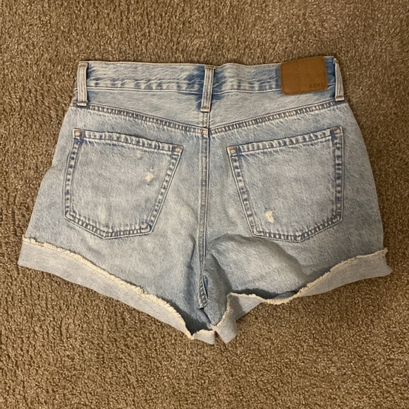 These are Aeropstale Mom shorts in the size 4. - Picture 2 of 2